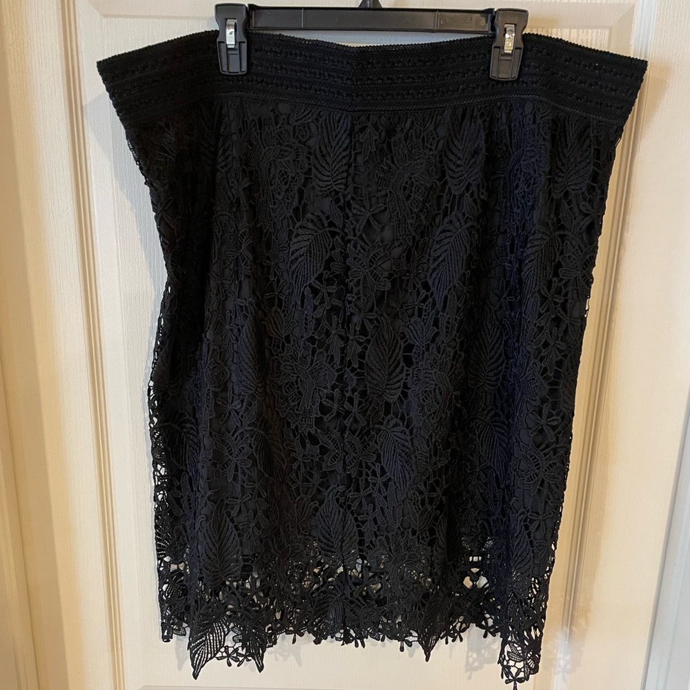 *NWT* Plus Size Crocheted Skirt